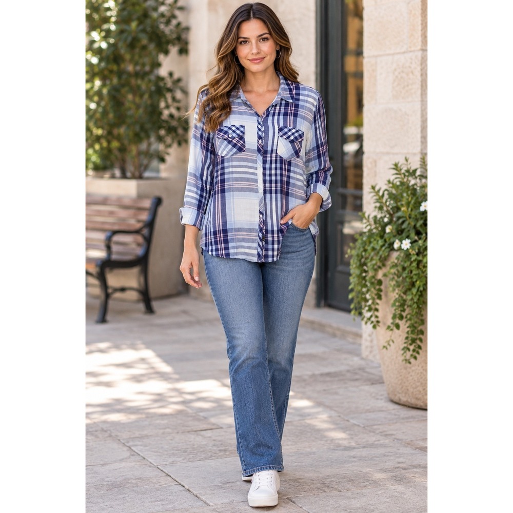 Rails Hunter Plaid Button Down Shirt Medium Blue Pink Pocket Casual Blouse